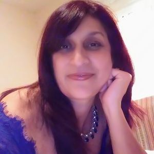 Meet your Posher, Sonia